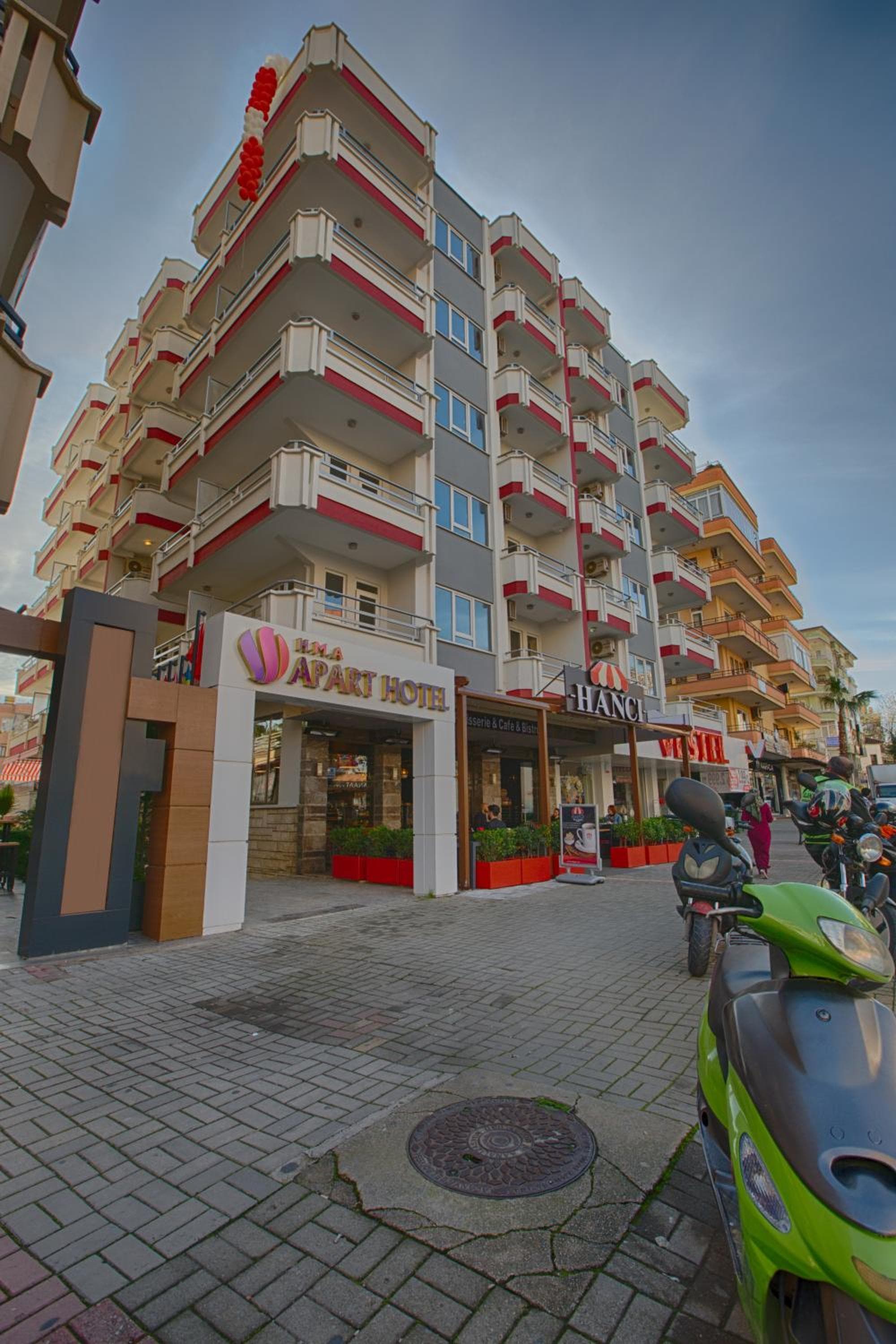 HMA Hotel & Suites - Image 1