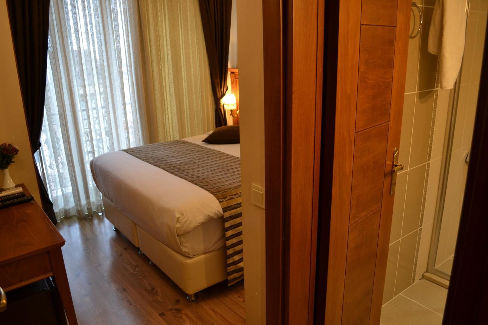 Seven Days Hotel - İstanbul - Image 1