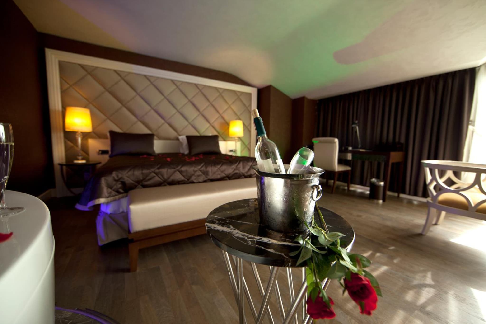 Taba Luxury Suites and Hotel - Image 3