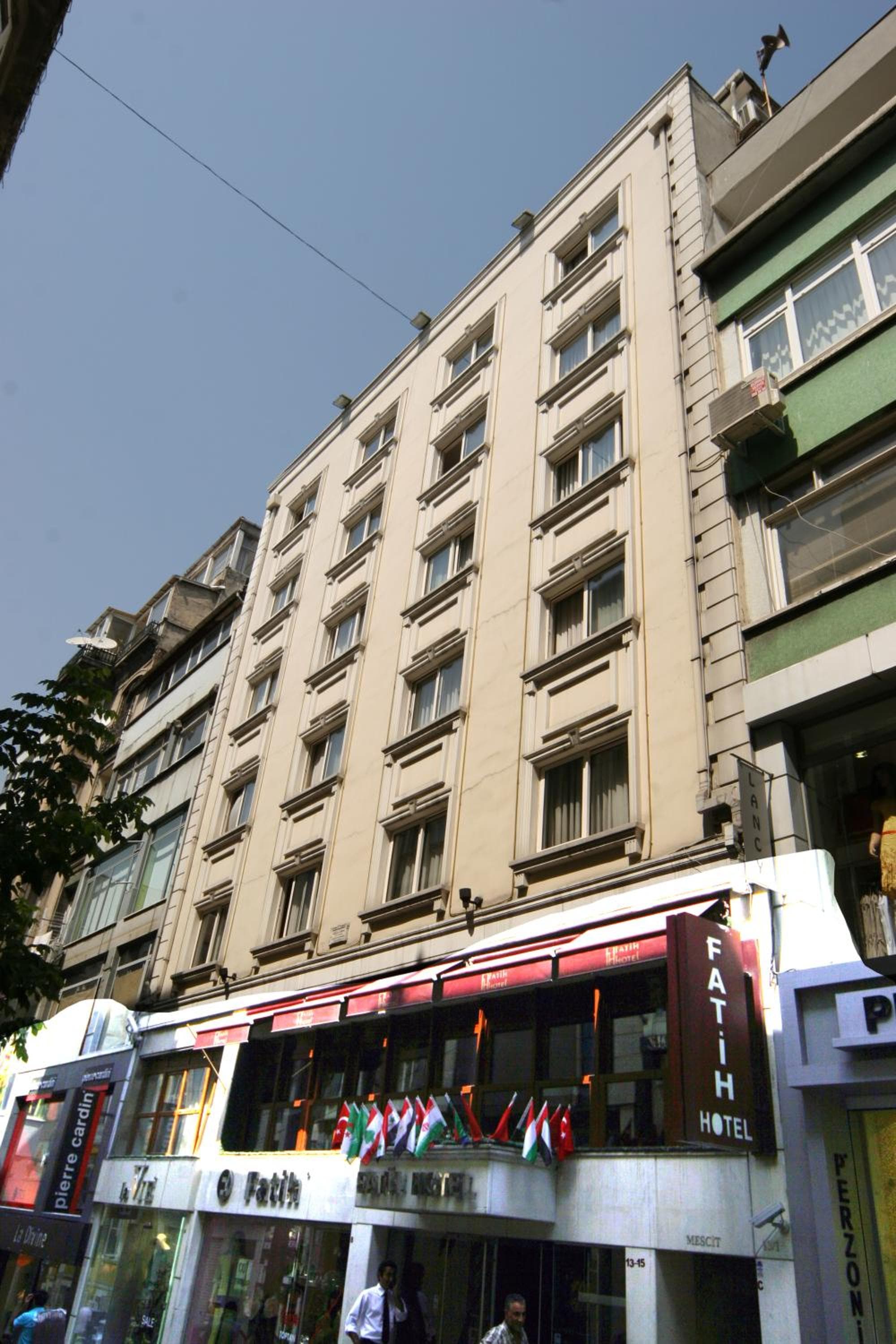 Osmanbey Fatih Hotel - Image 1