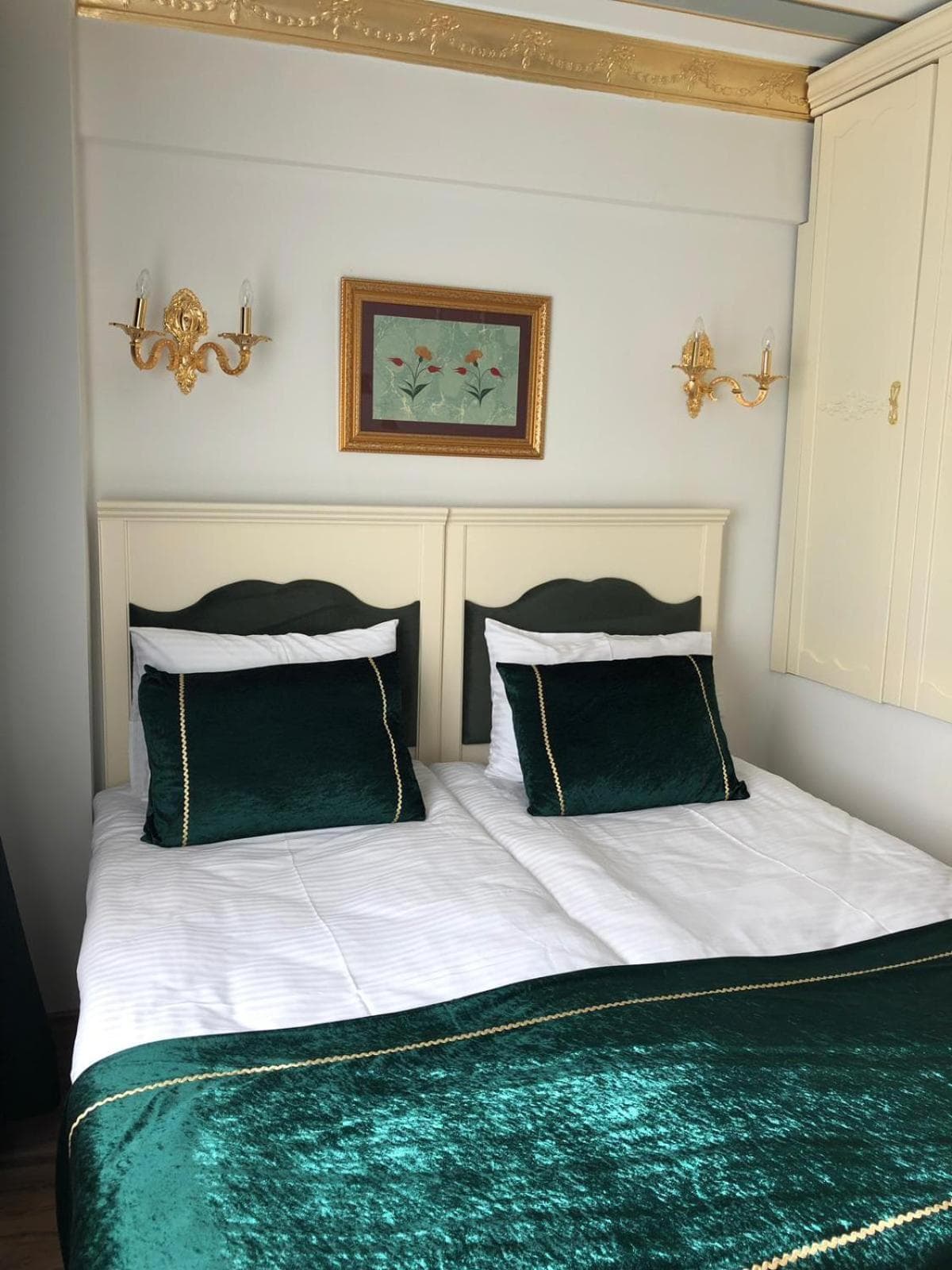 Le Safran Suite Hotel - Image 3