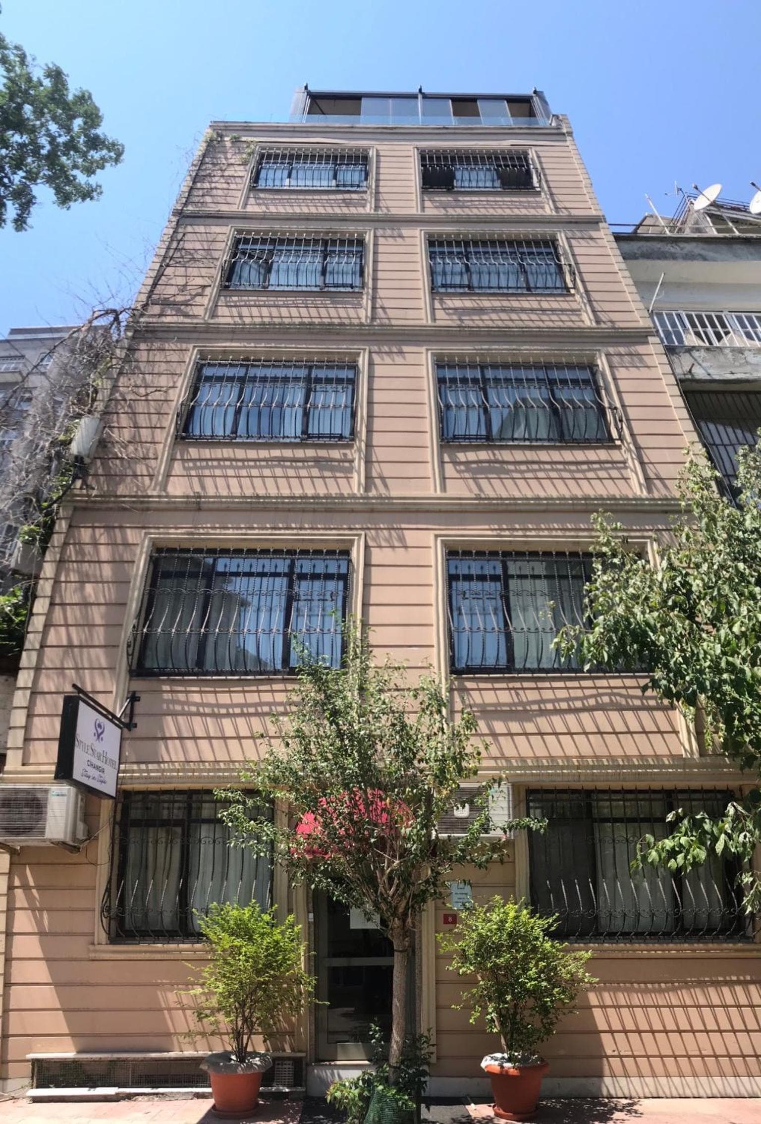 Style Star Otel Cihangir - Image 1