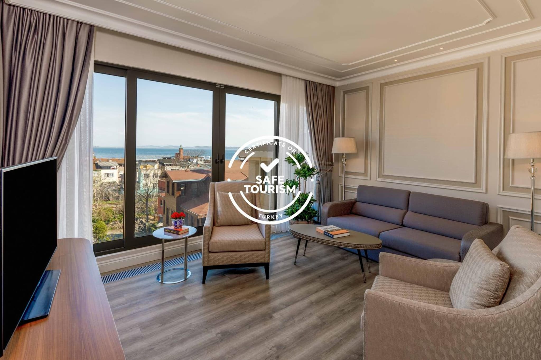 Amiral Palace Hotel Boutique Class - Image 2