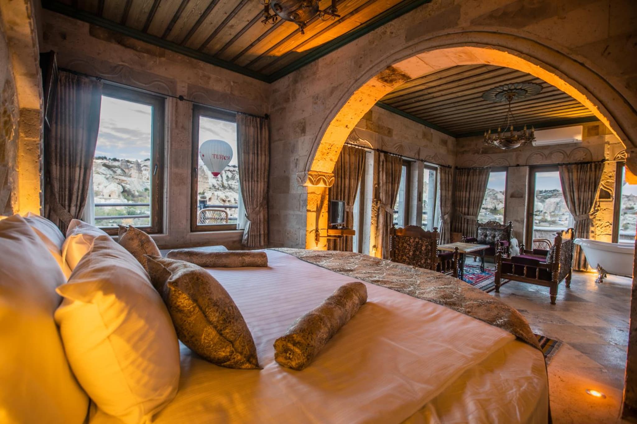 Şah Saray Cave Suites Helal Otel - Image 1