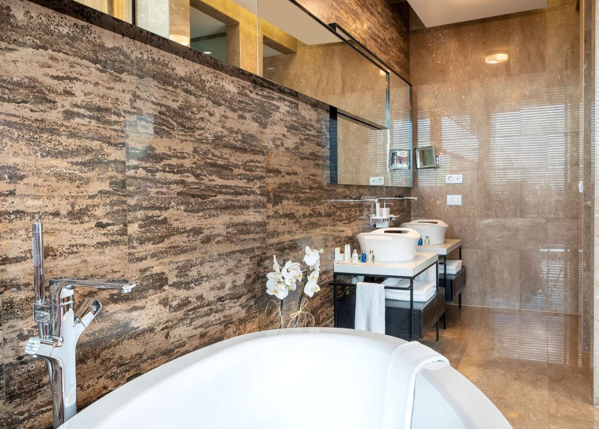 Radisson Blu Otel İstanbul Asia - Image 4
