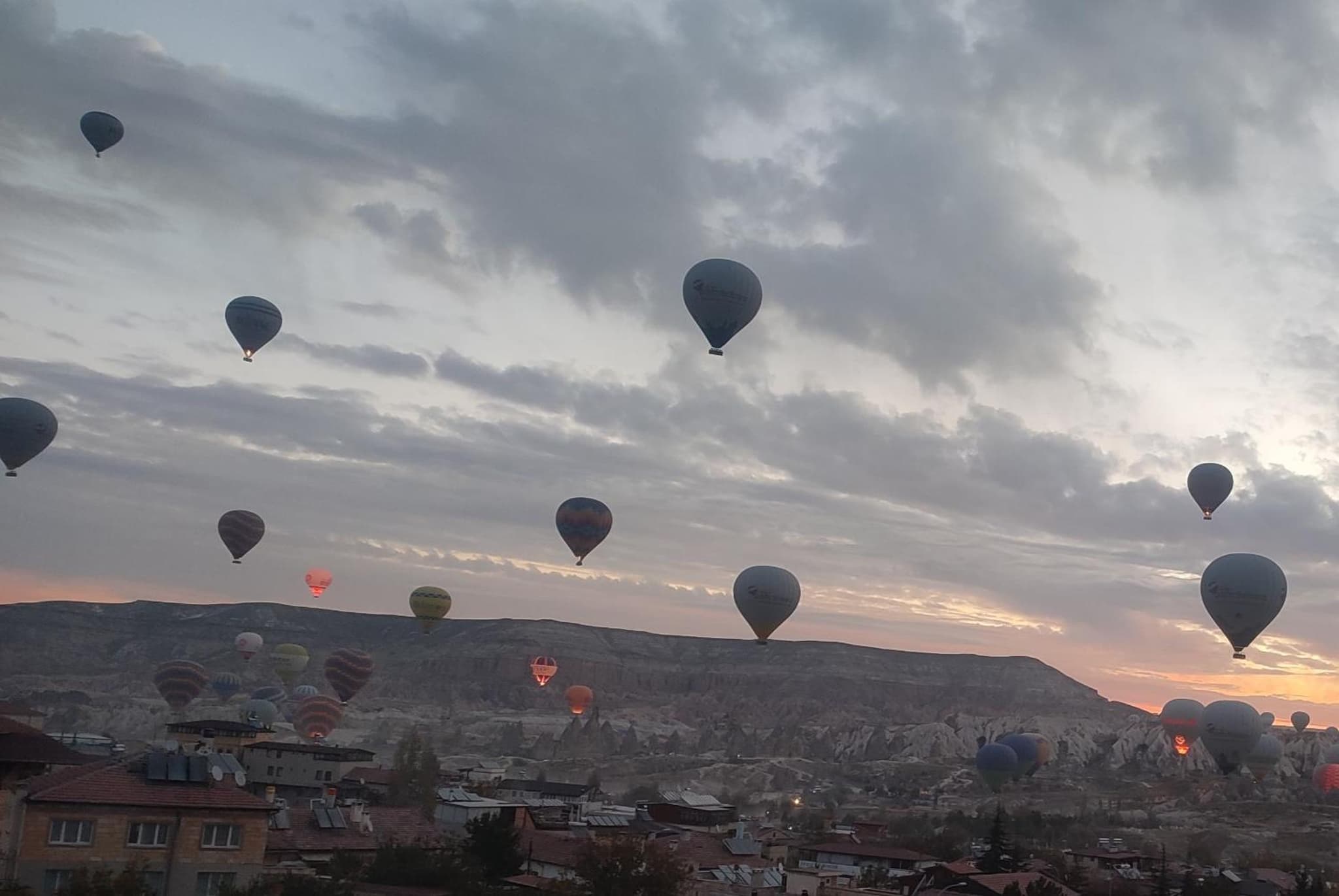 Balloon View Hotel - Image 1