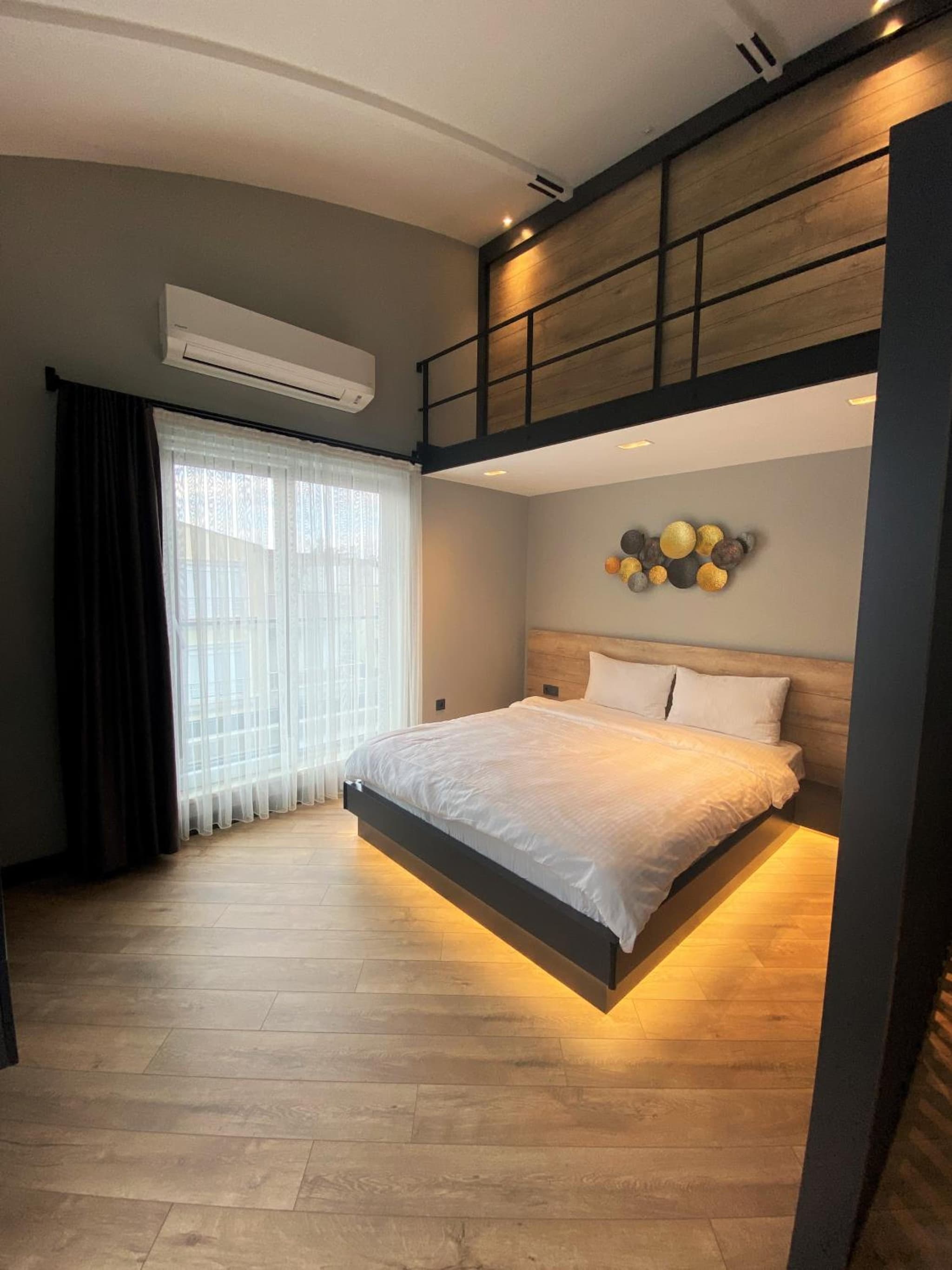 Z-Suites - Image 2
