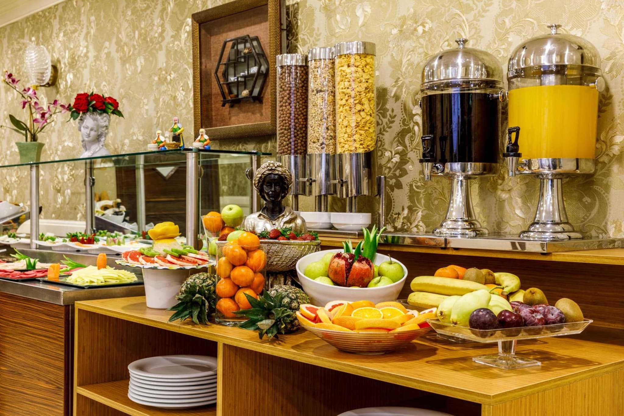 Golden Crown Otel - Image 3