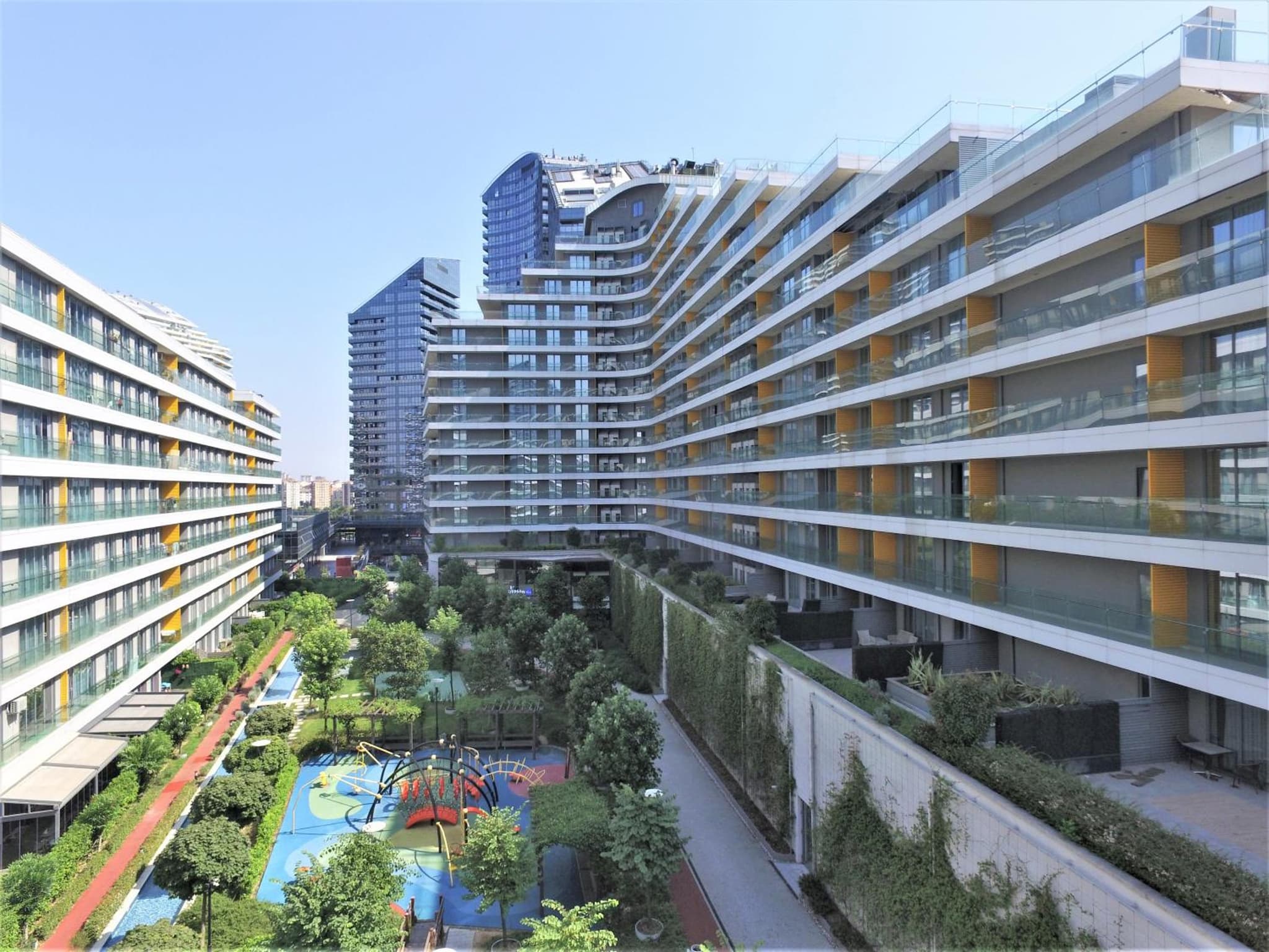 The Superior Living Batışehir - Image 1