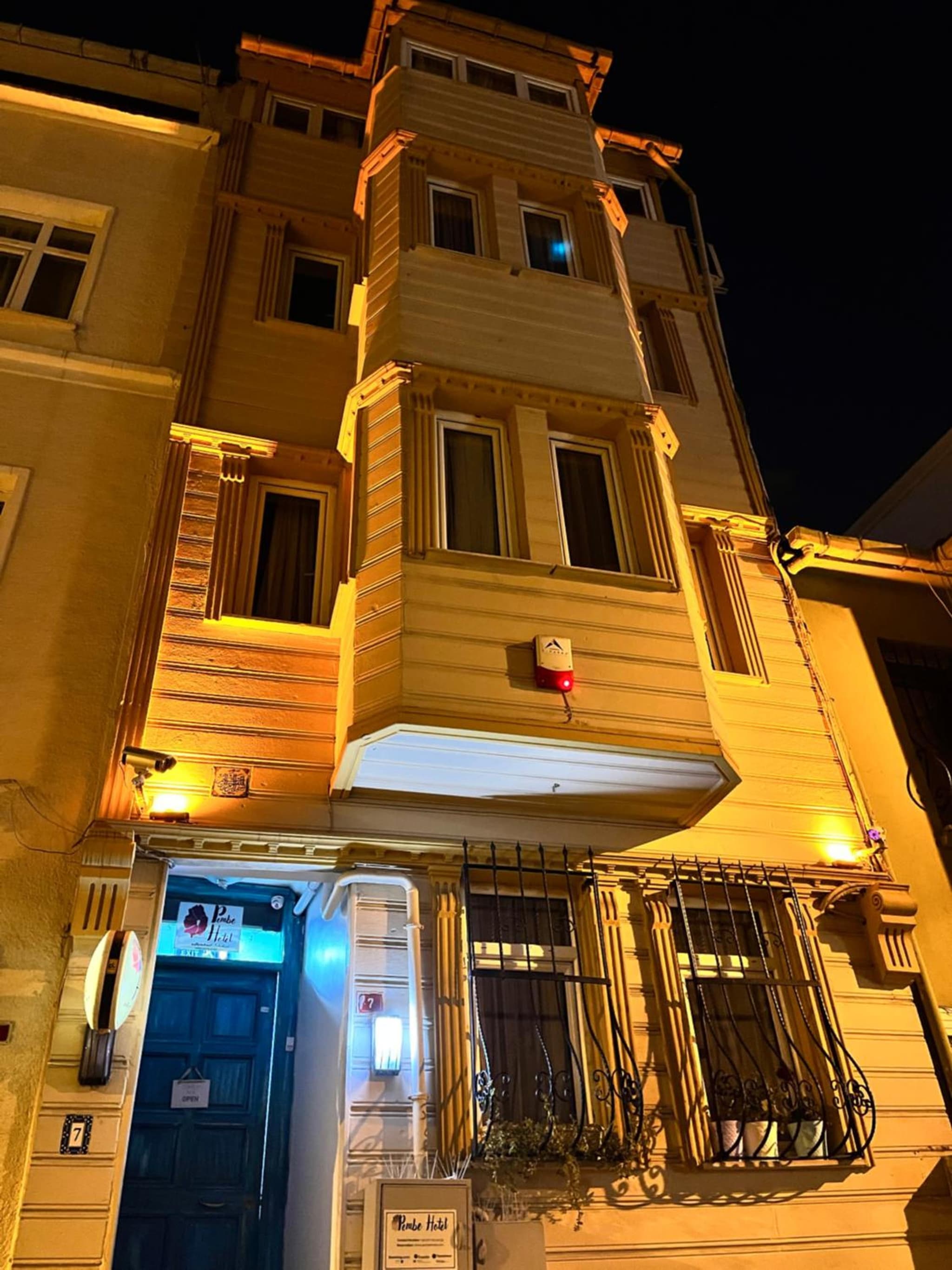Pembe Otel - Image 3