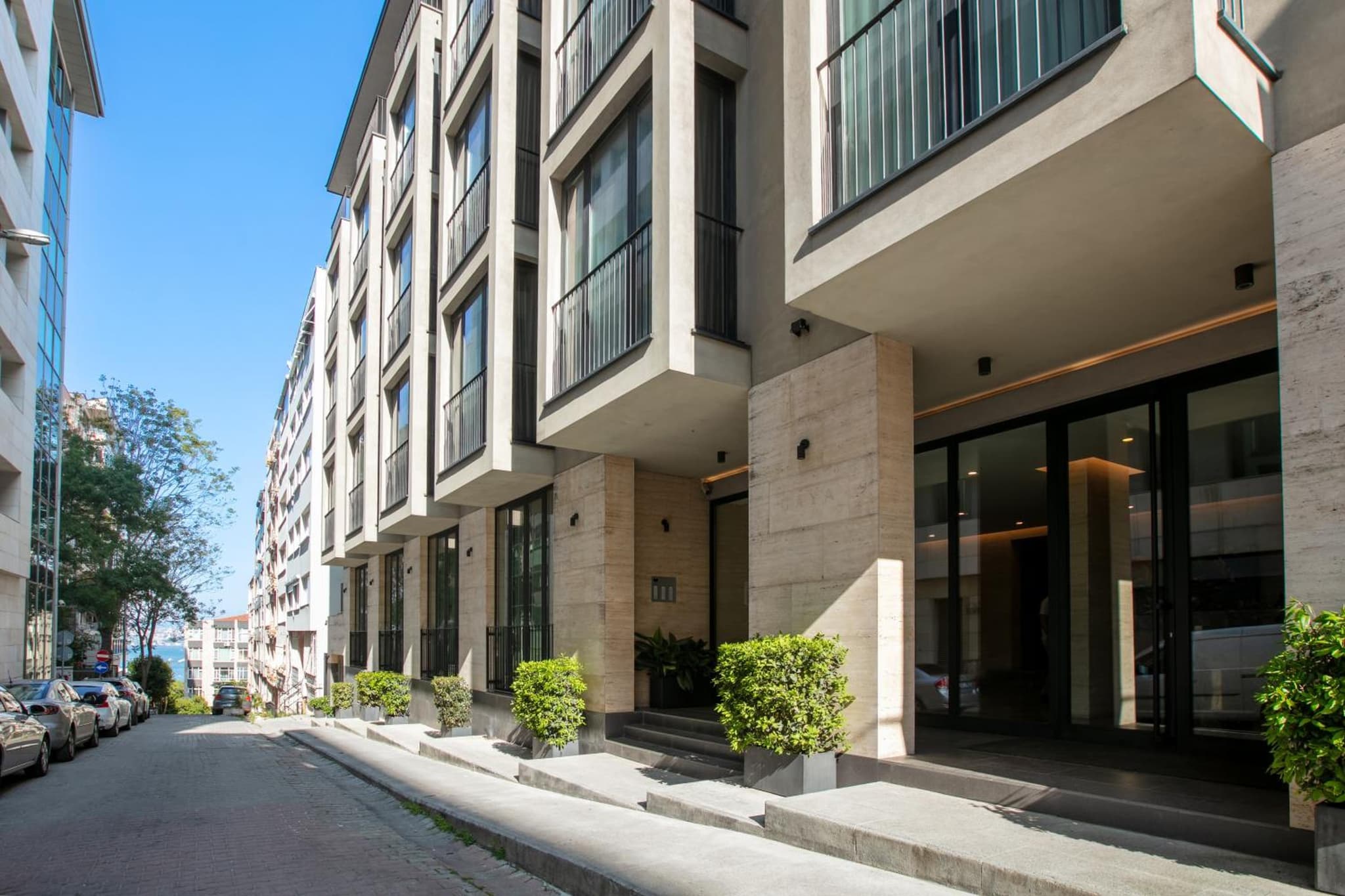 Ando Living - Taksim Gumussuyu Konukevi - Image 1