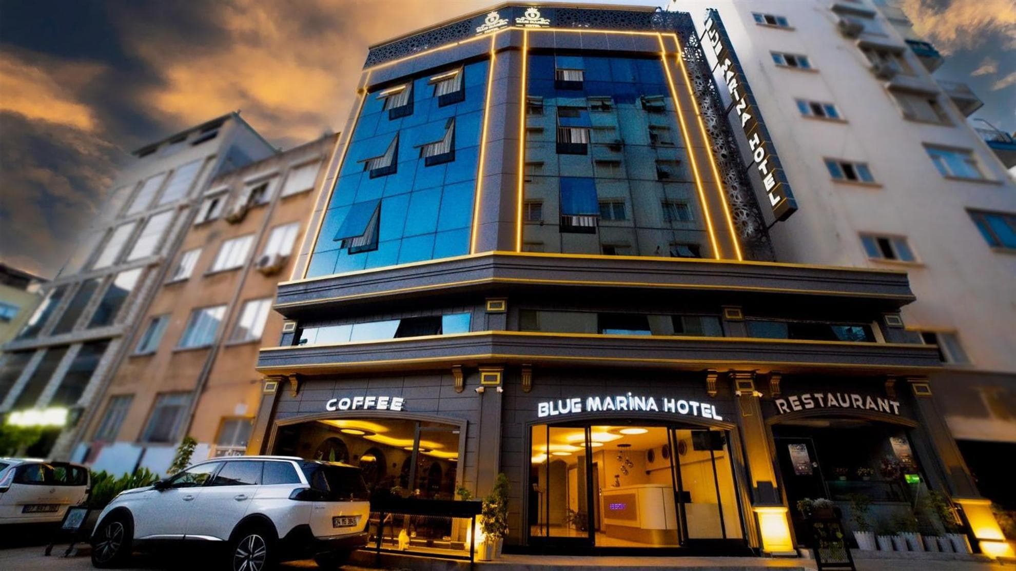Blue Marina Hotel & Spa - Image 1