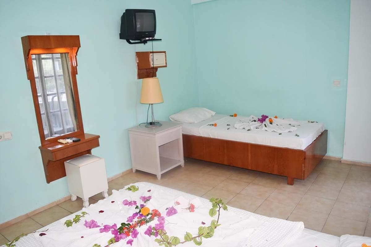 Ares City Otel - Image 2