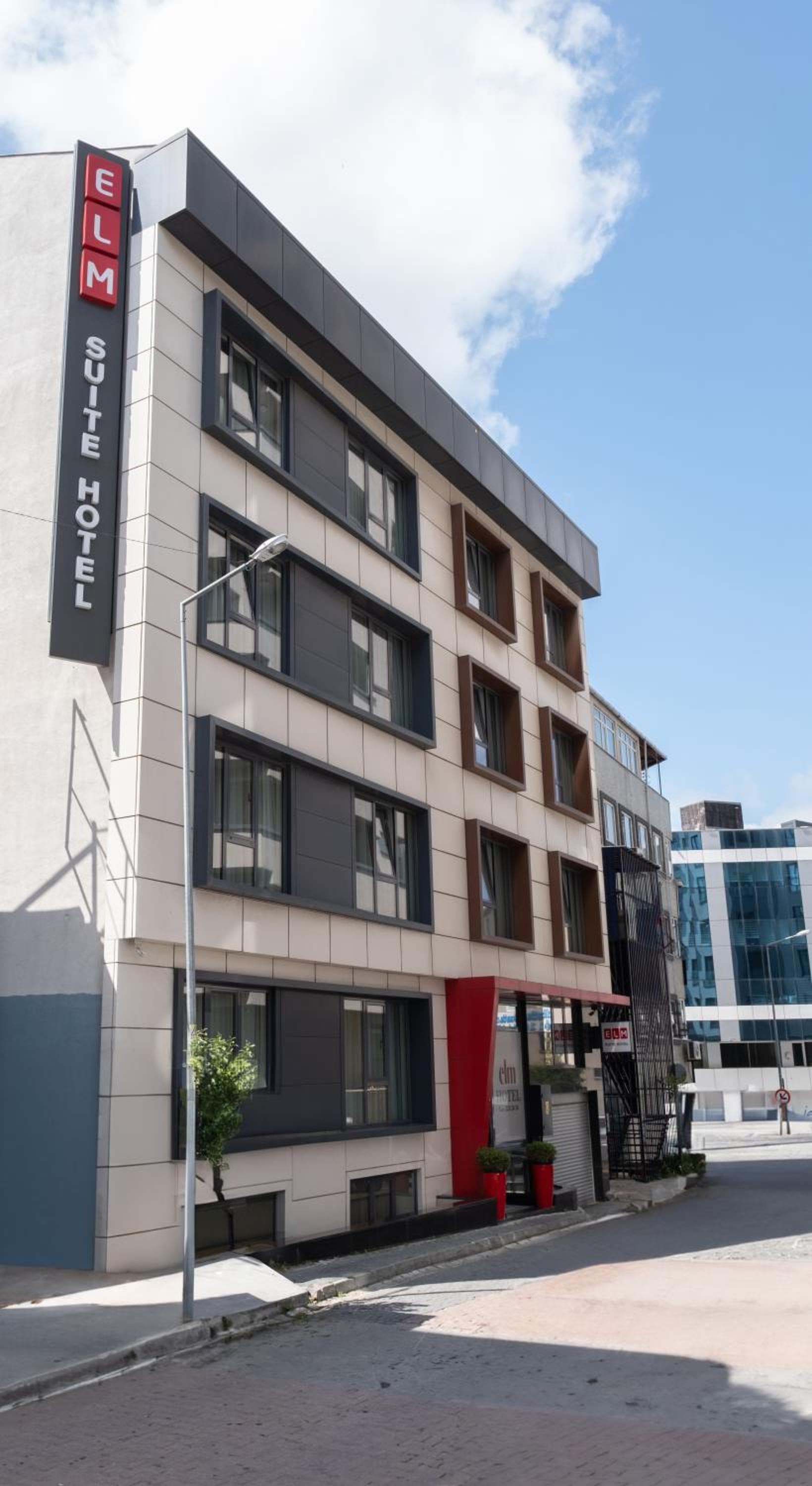 Elm Suite Otel - Image 1