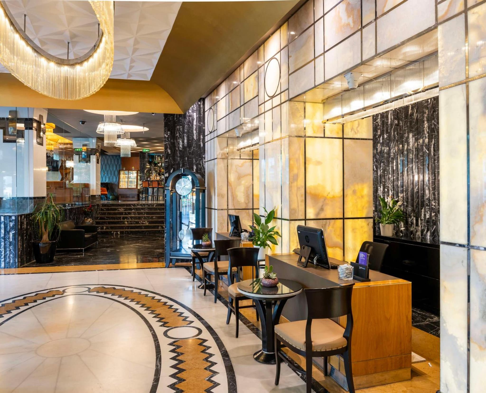Radisson Blu Hotel Istanbul Pera - Image 3