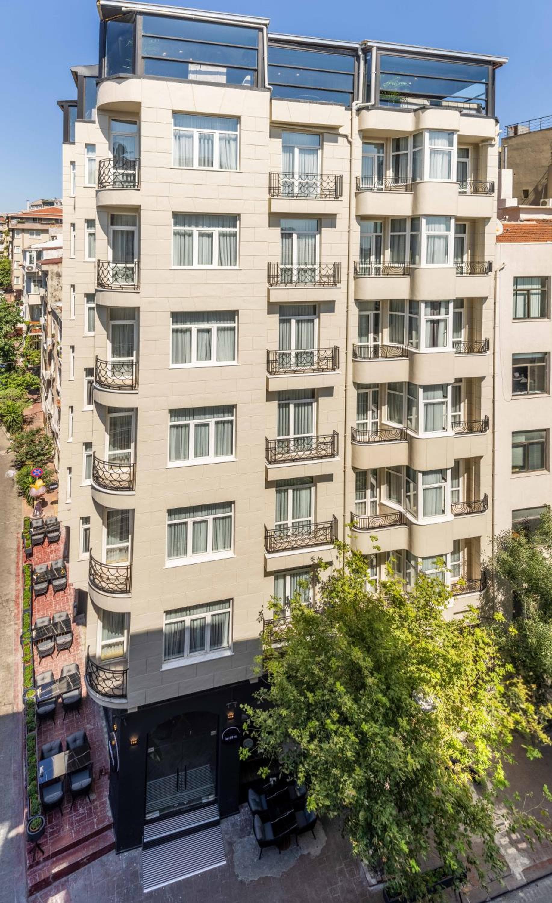 Villa Zurich Otel - Image 1