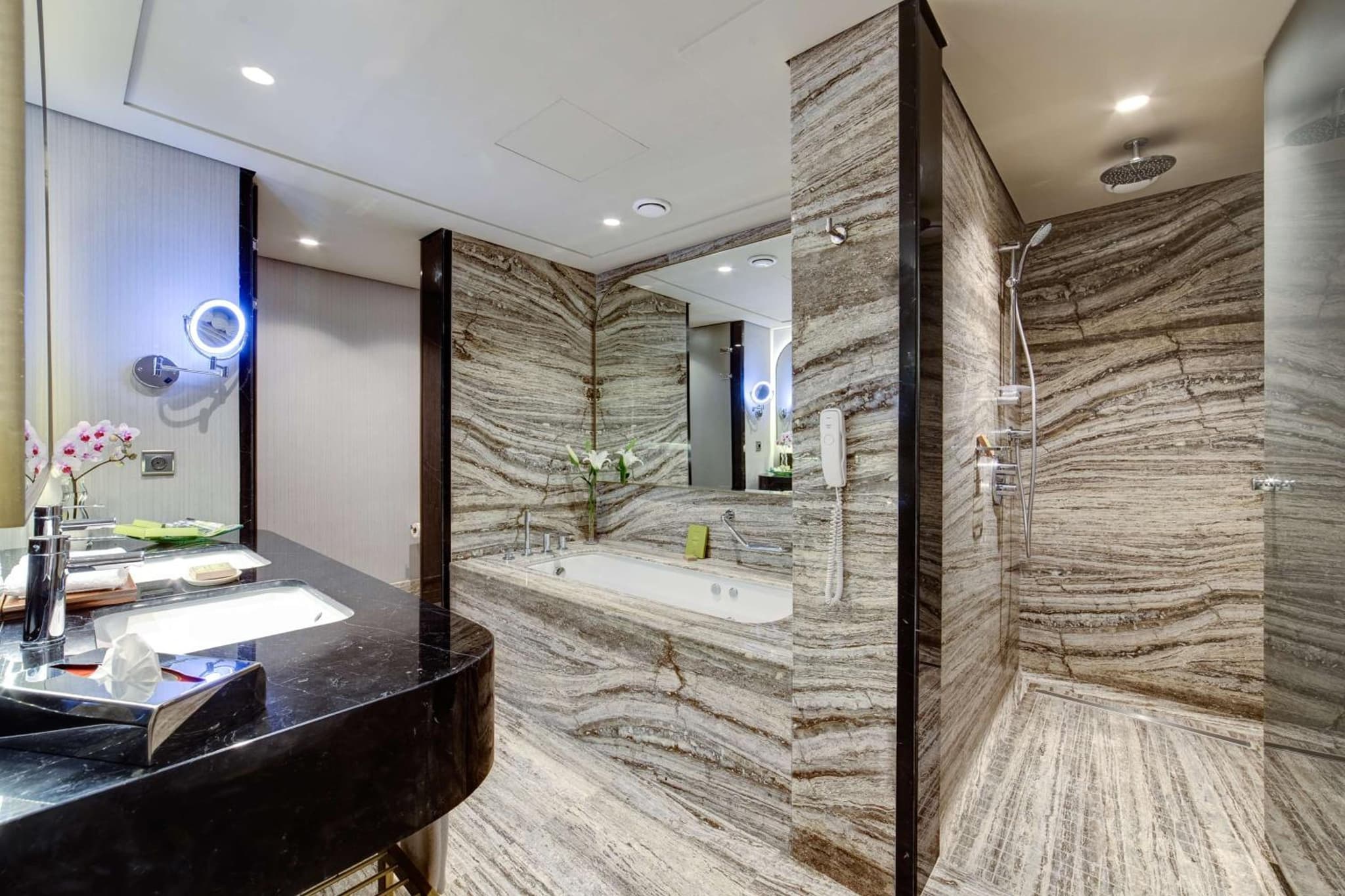 Adana HiltonSA Otel - Image 1