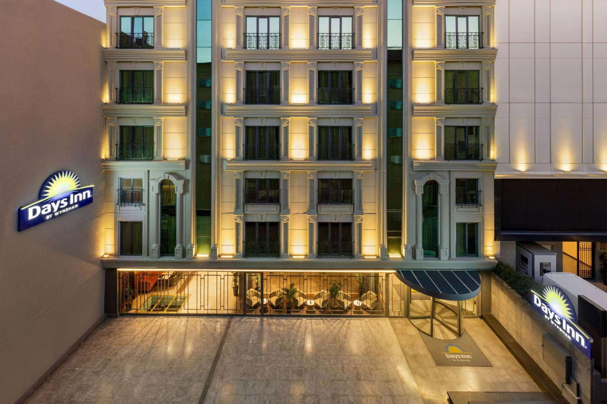 Days Inn by Wyndham İstanbul Bomonti - Image 2