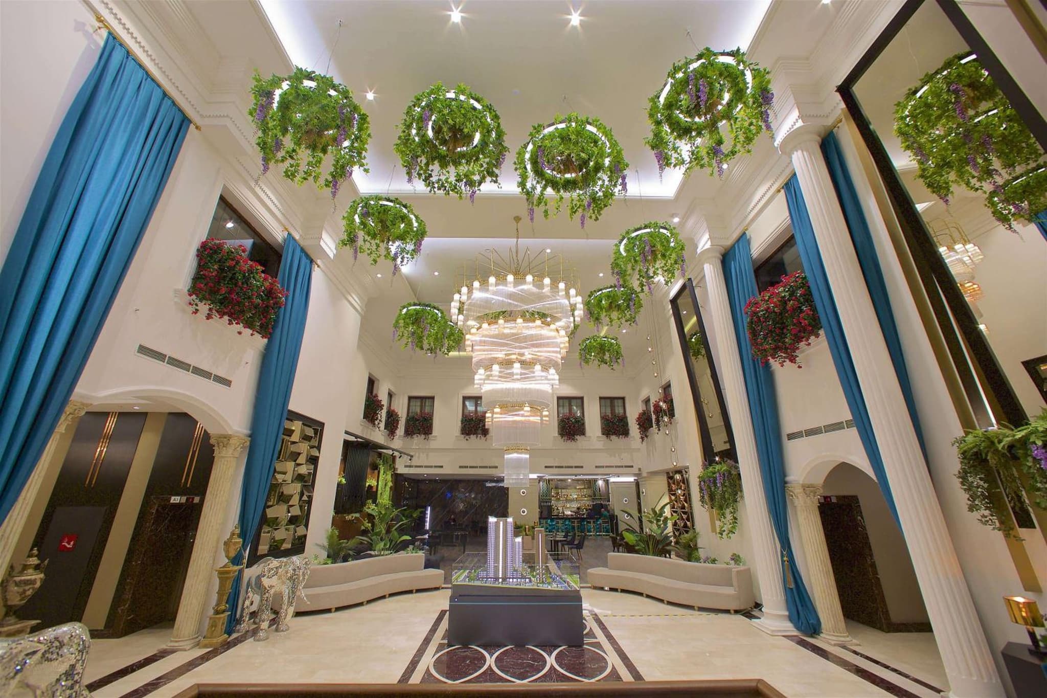 Ramada Otel & Suites by Wyndham İstanbul Merter - Image 1