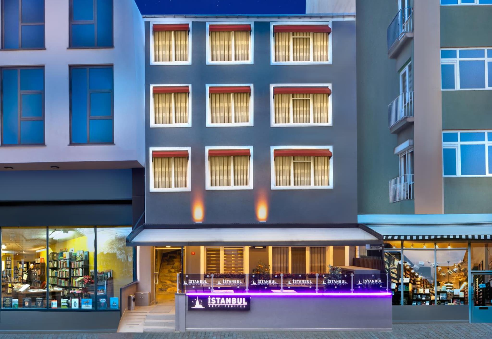 İstanbul Otel & Suites - Image 1