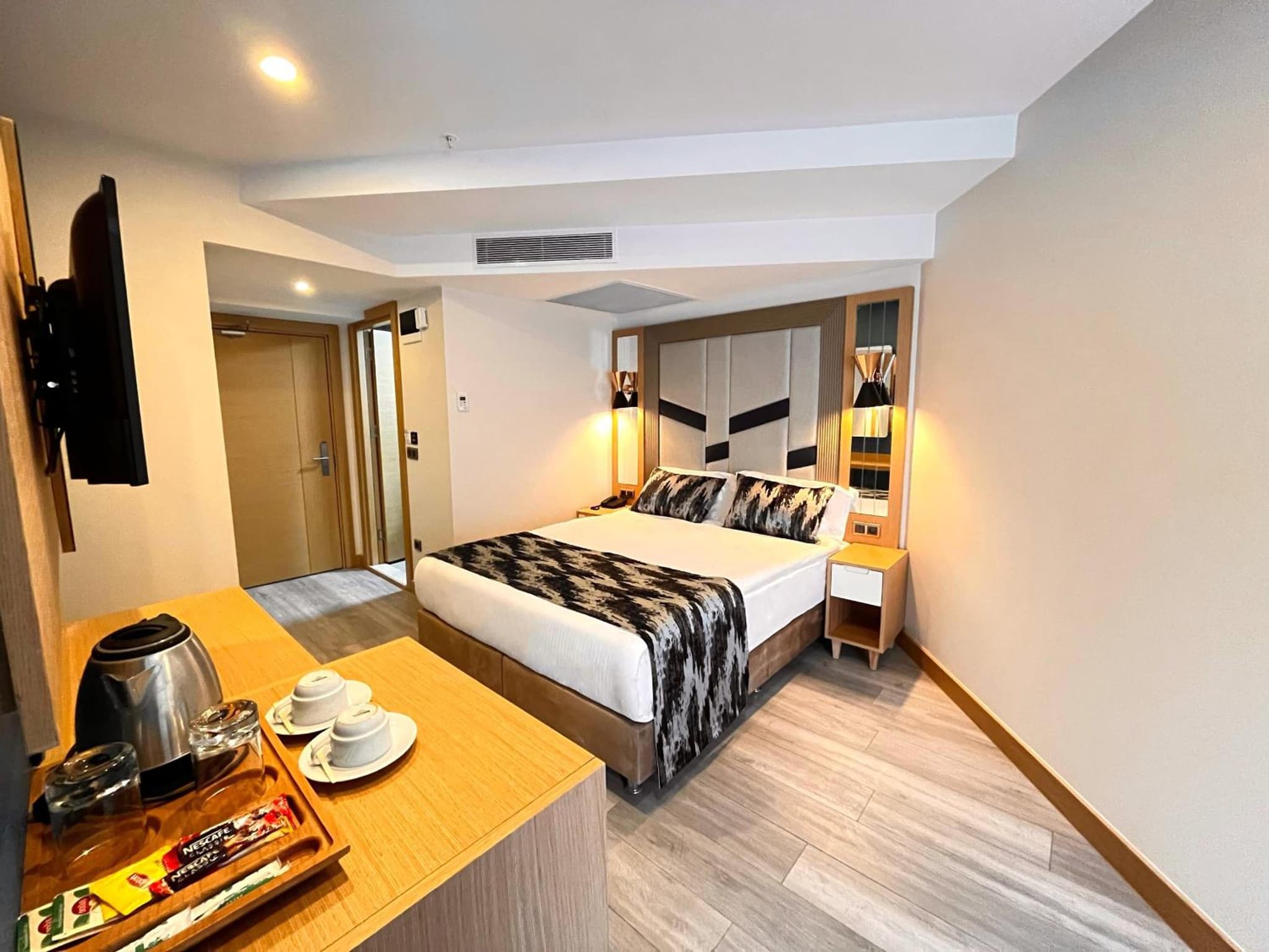Downtown Sirkeci Hotel - Image 2