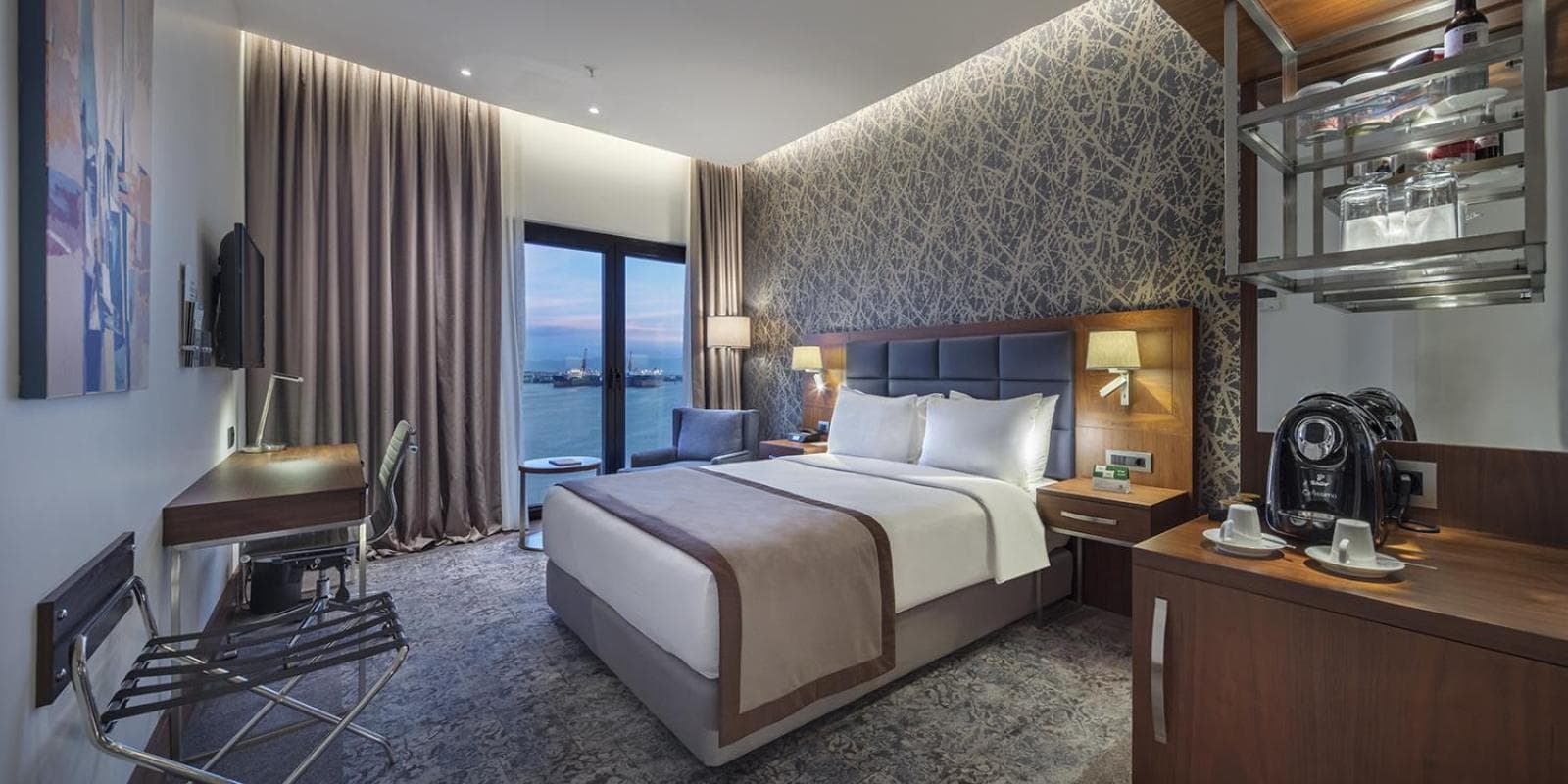 Holiday Inn İstanbul - Tuzla Bay, an IHG Oteli - Image 2
