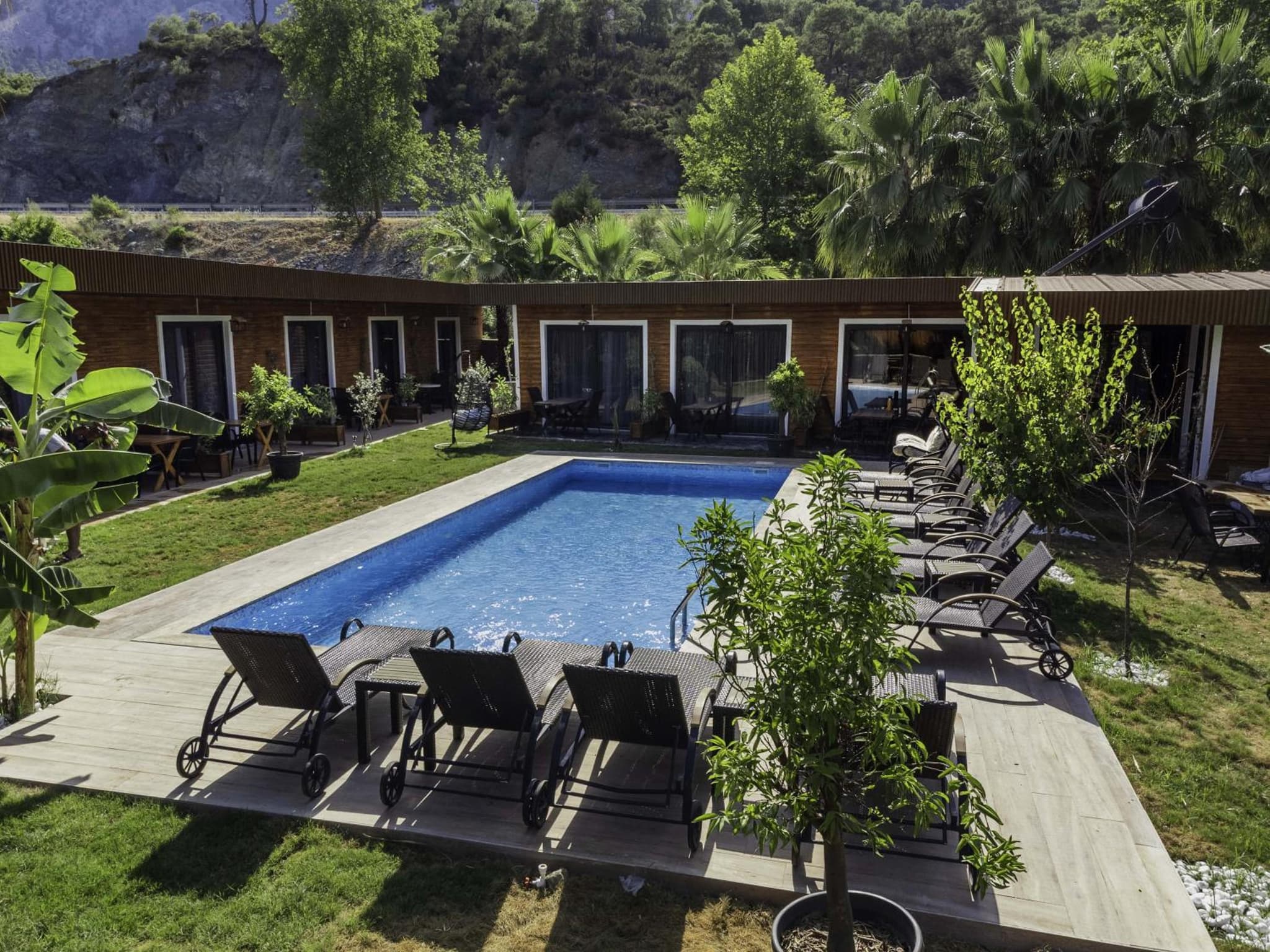 Terra Garden Hotel - Image 4
