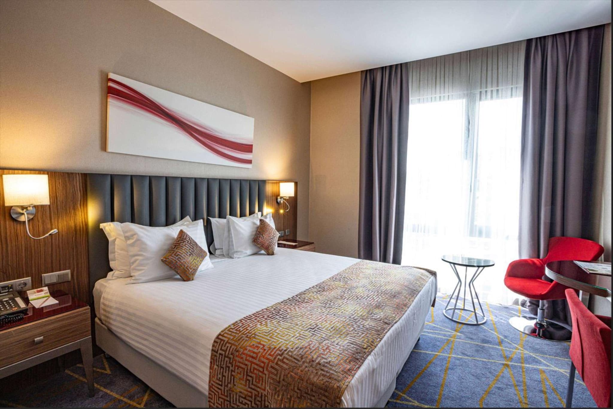 Ramada by Wyndham İstanbul Alibeykoy - Image 2