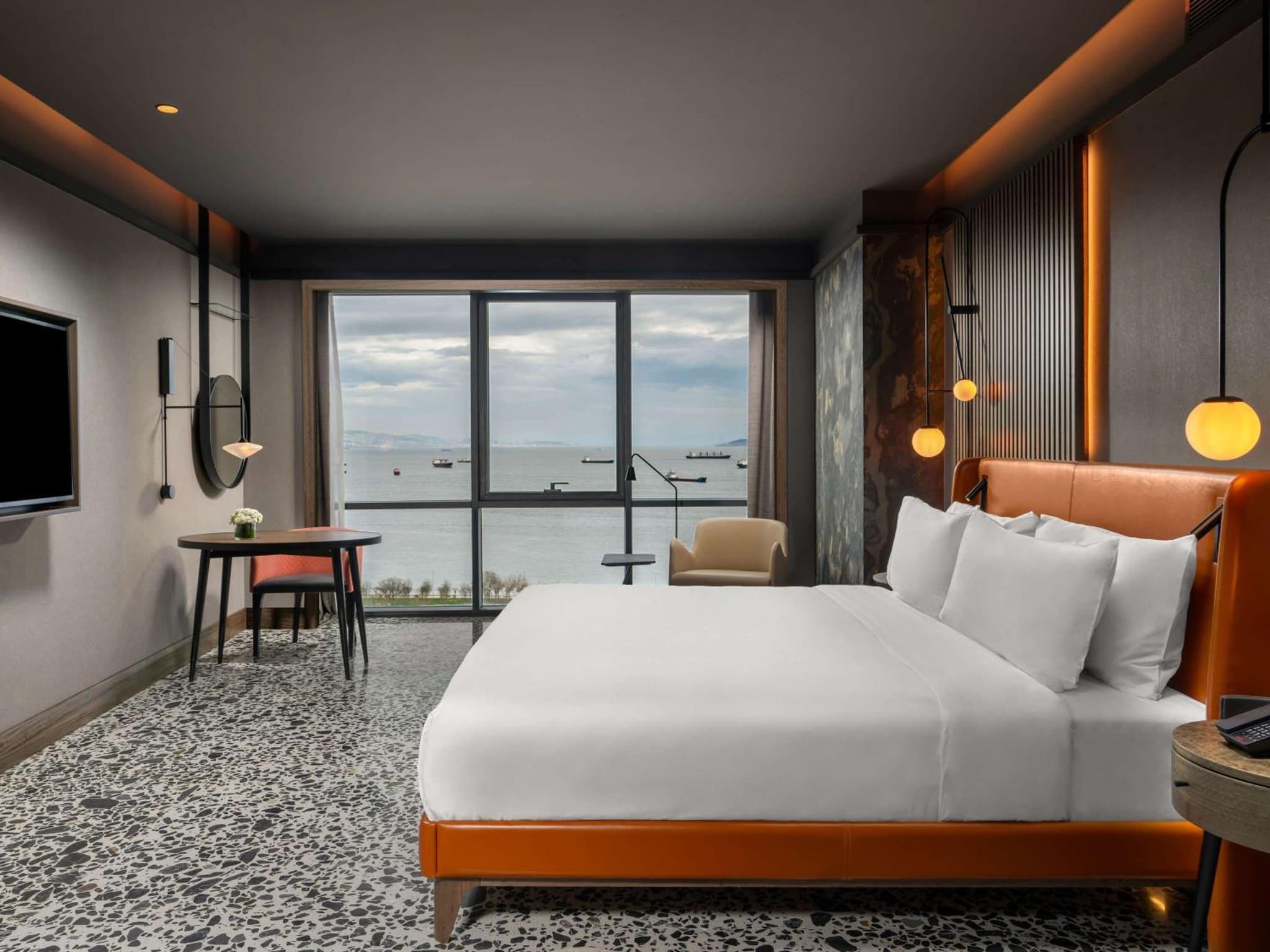 Mövenpick Hotel Istanbul Marmara Sea - Image 2