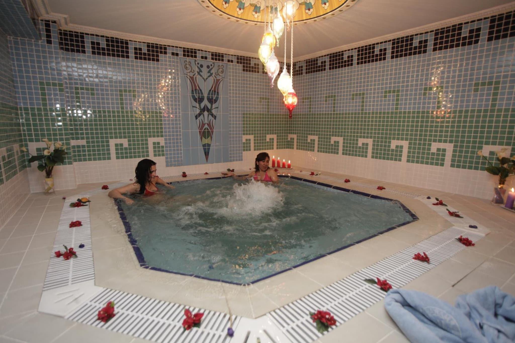 Marmaray Hotel - Image 1