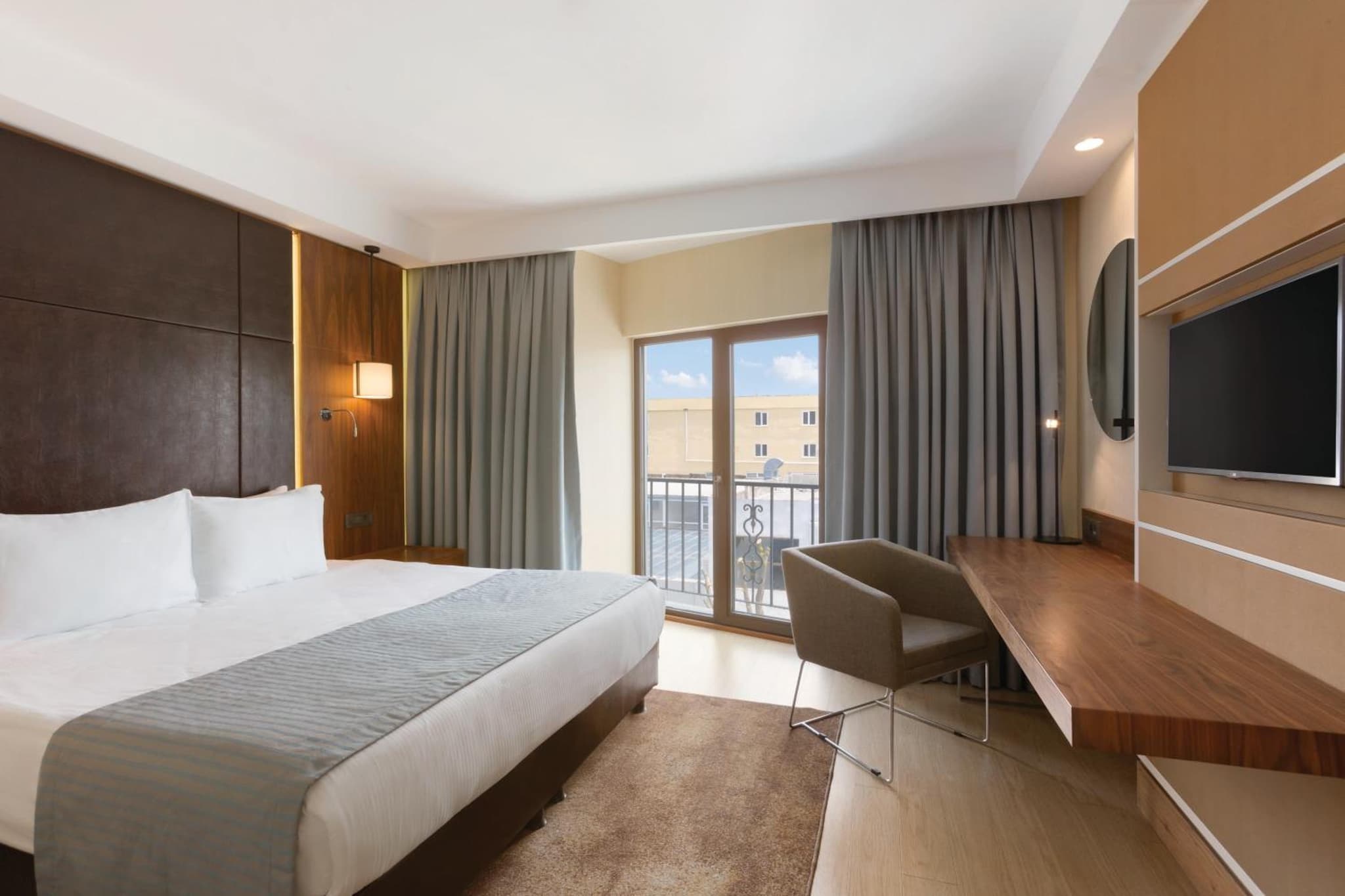 Ramada by Wyndham İstanbul Florya - Image 4