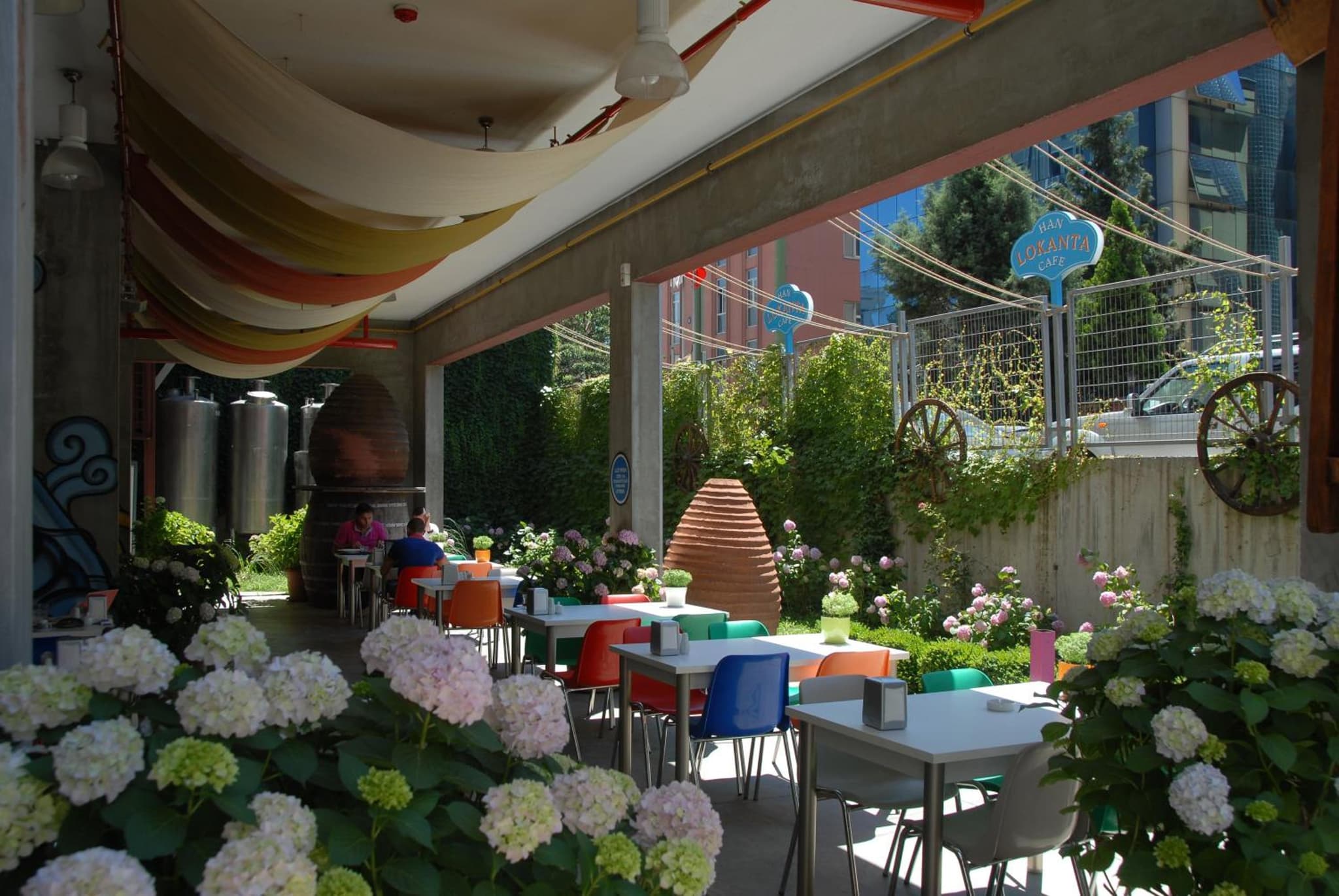 Han Hotel - Image 2