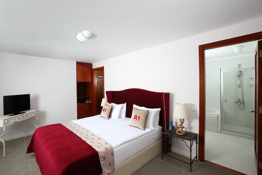 No 81 Otel - Image 4