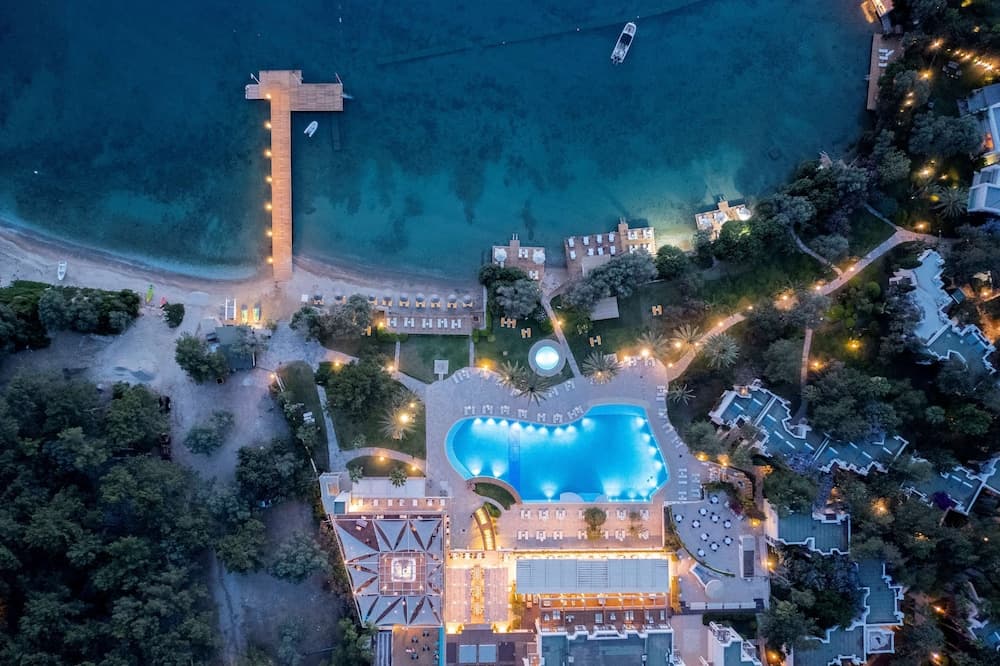 DoubleTree by Hilton Bodrum Isil Club Resort - ULTRA HER ŞEY DAHIL - Image 1