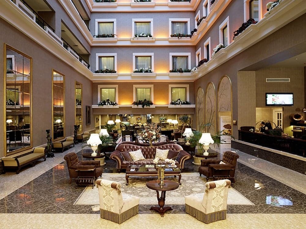 Euro Park Hotel - Image 2