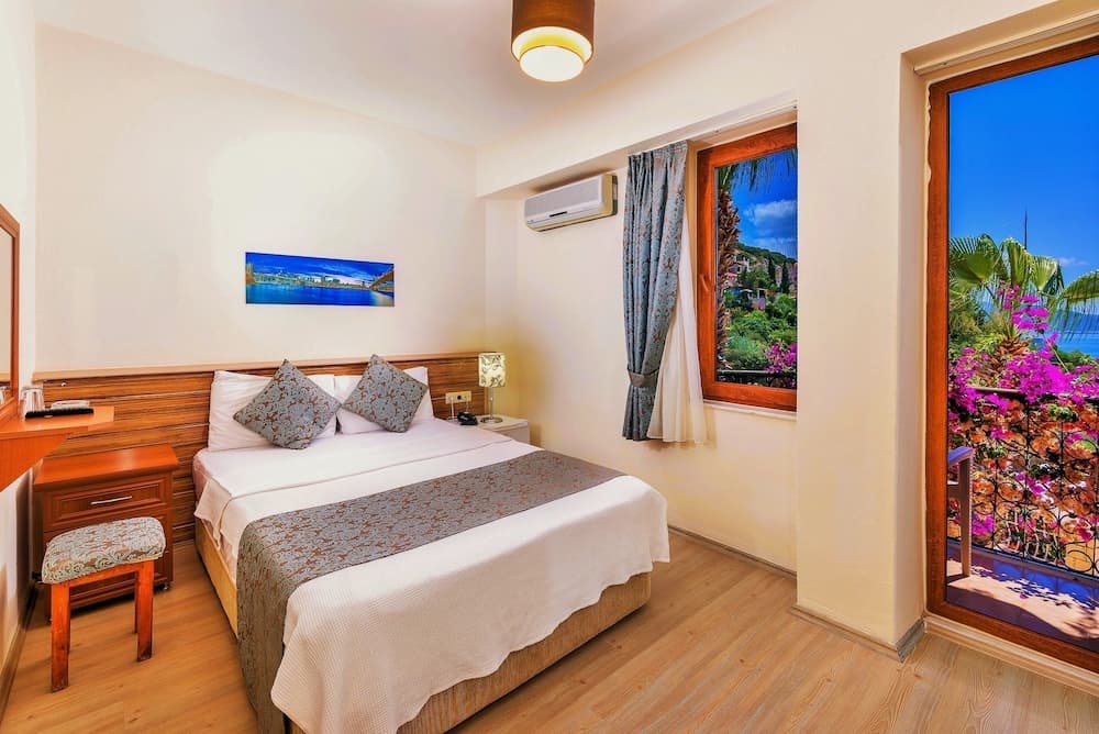 Amphora Otel - Image 4