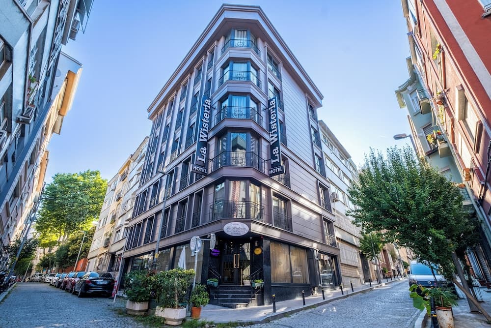 La Wisteria Butik Otel İstanbul - Image 1