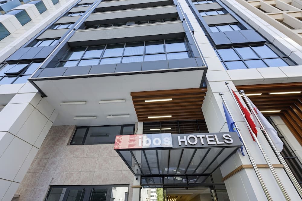 IBOS OTELLERİ İZMİR - Image 1