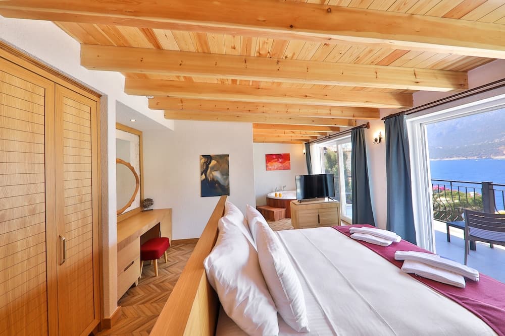 Atalante Hotel - Image 3