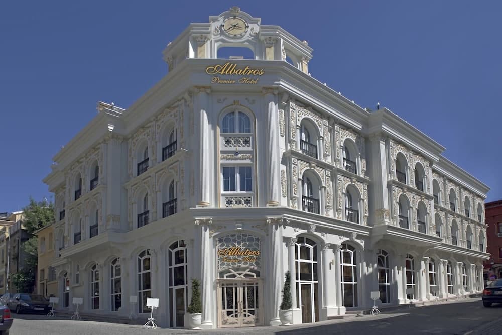 Albatros Premier Otel - Özel Sınıf - Image 1