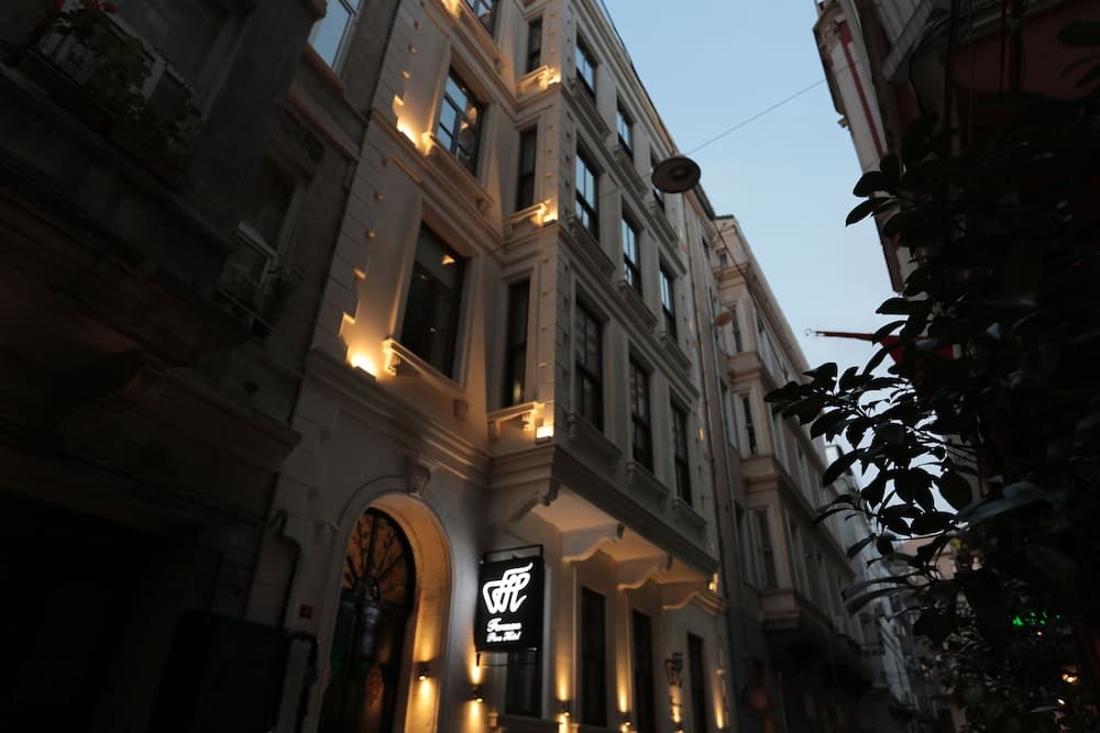 Ferman Pera - Image 2