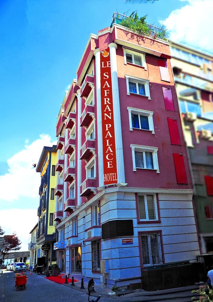 Le Safran Palace - Image 1