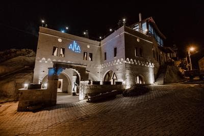 Alia Cave Hotel - Image 1