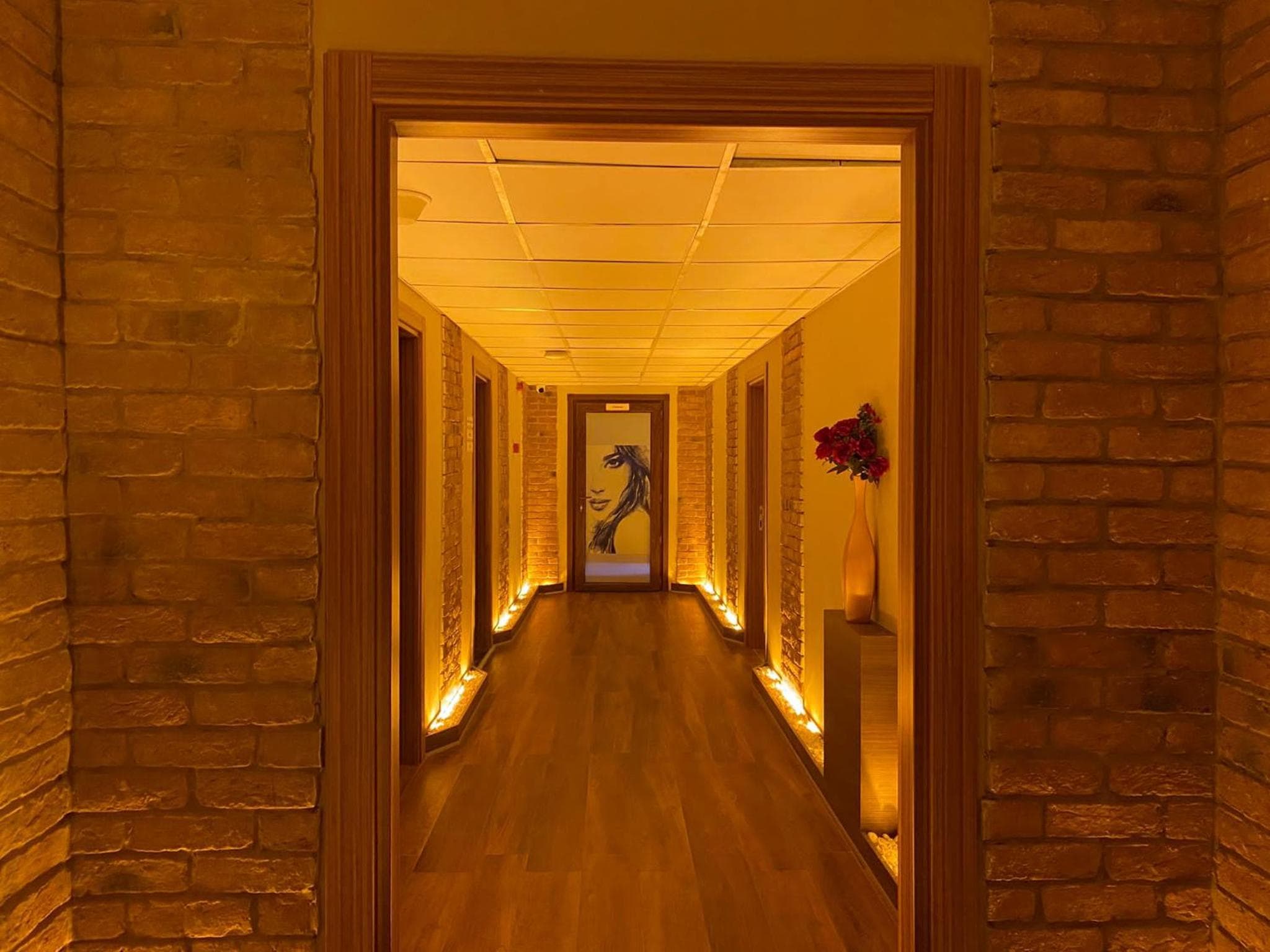 Royal İnci Spa Hotel - Image 1