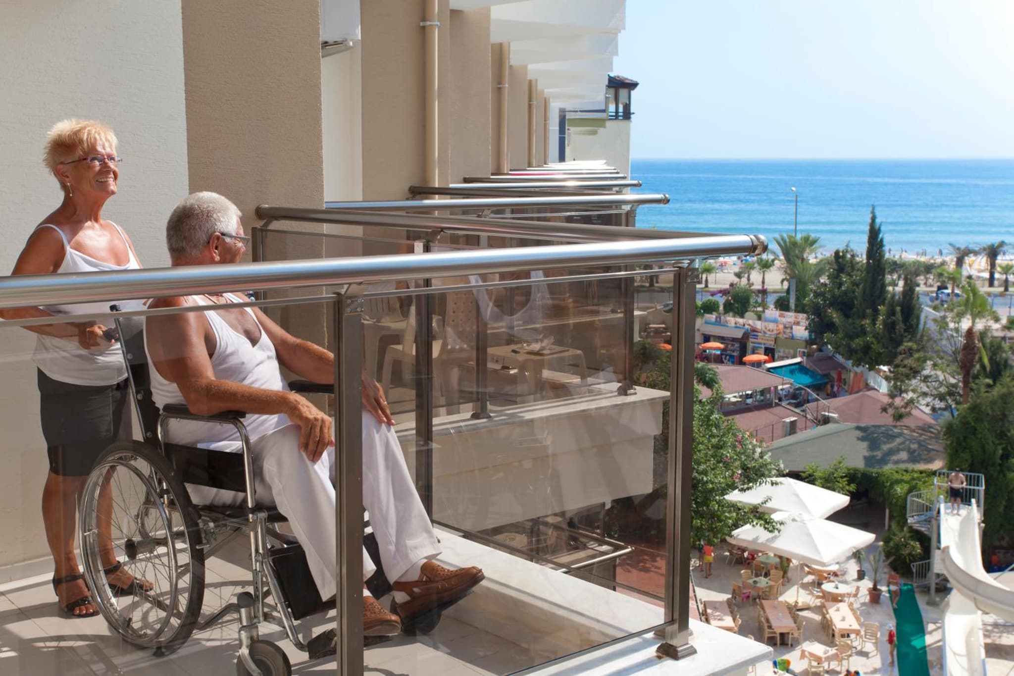Monte Carlo Hotel - Image 4