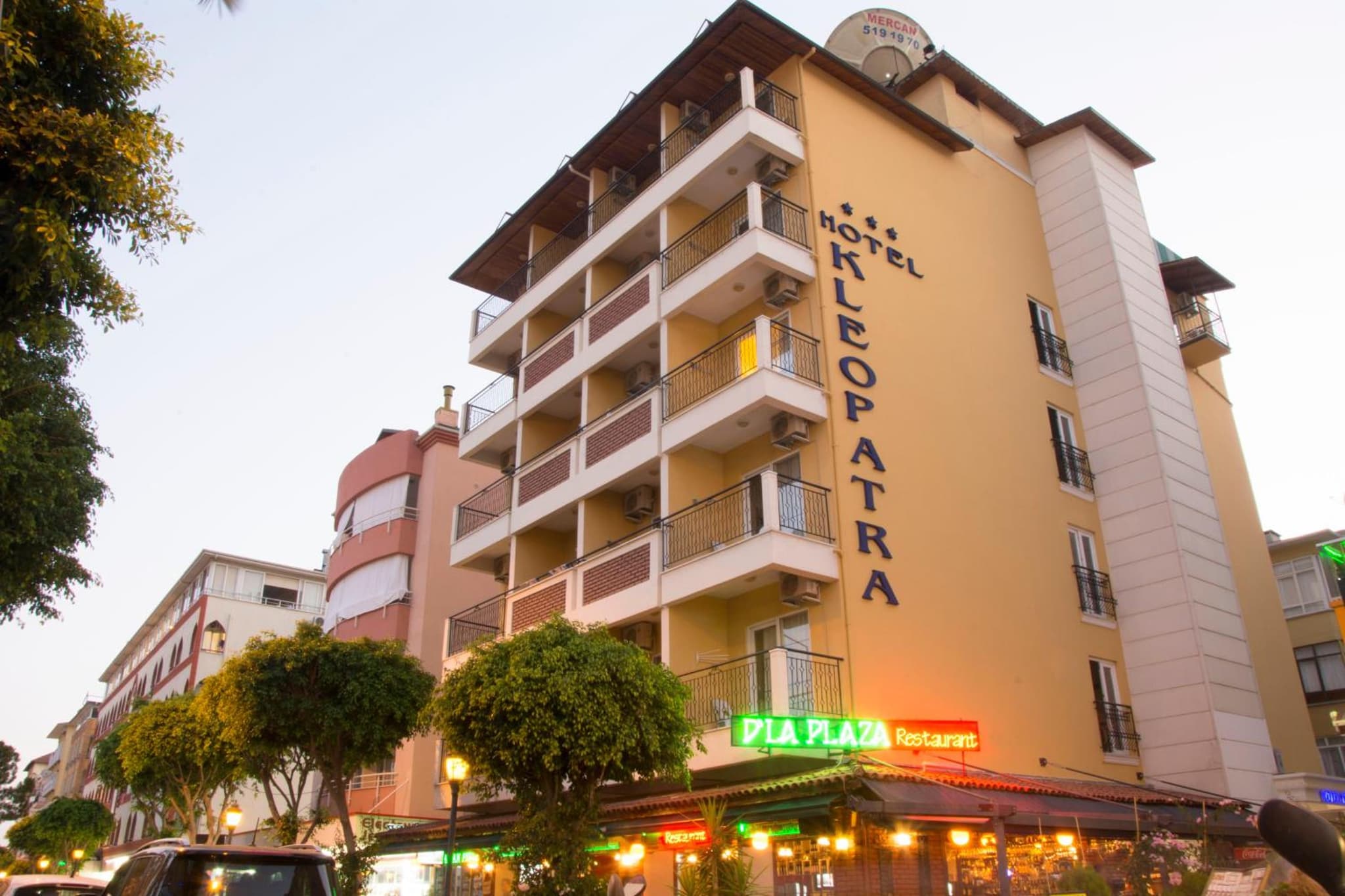 Hotel Kleopatra - Image 1