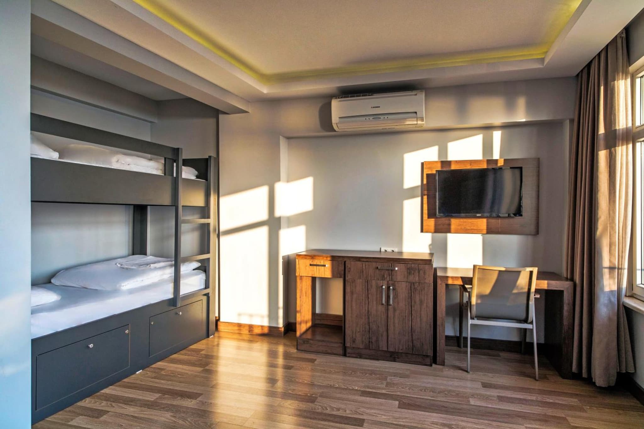 Cheers Deniz Feneri - Image 3