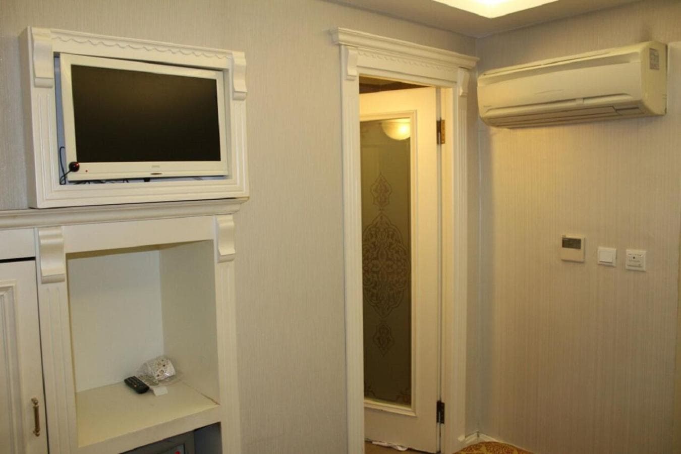 Coliseum Otel - Image 1