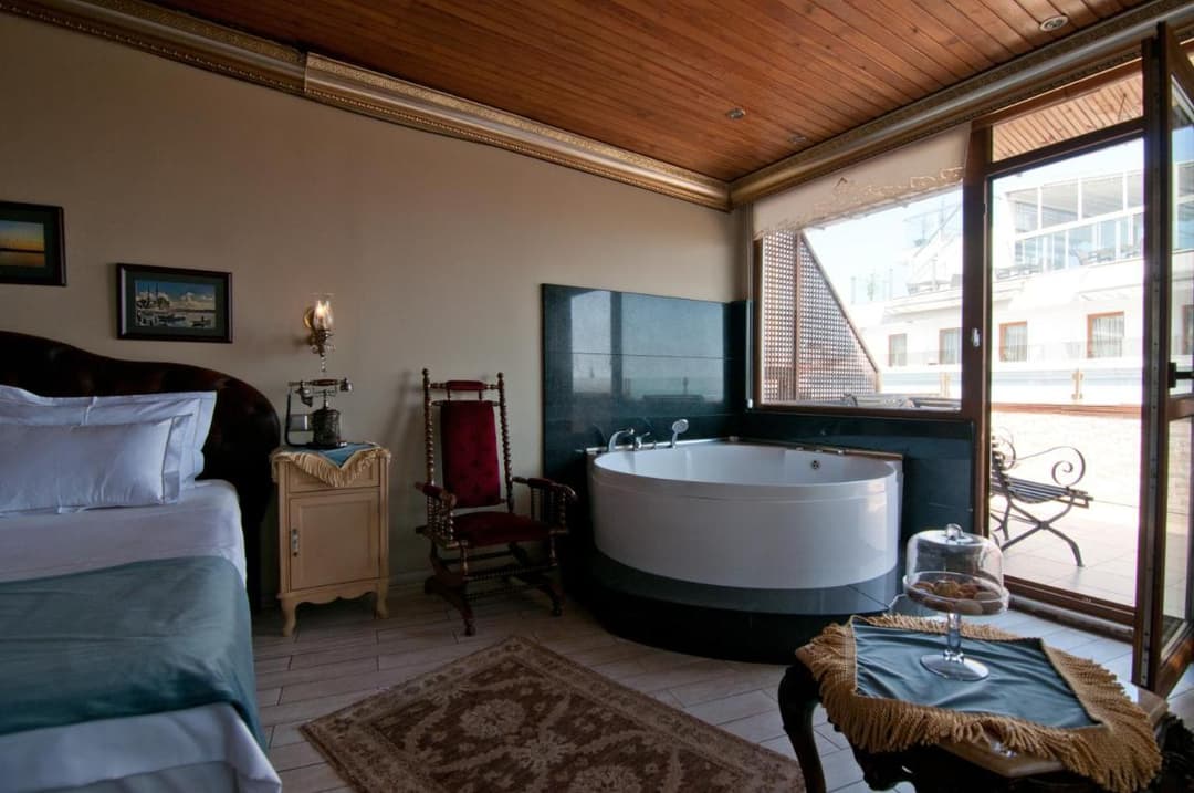 Blue Tuana Suite fotoğrafı