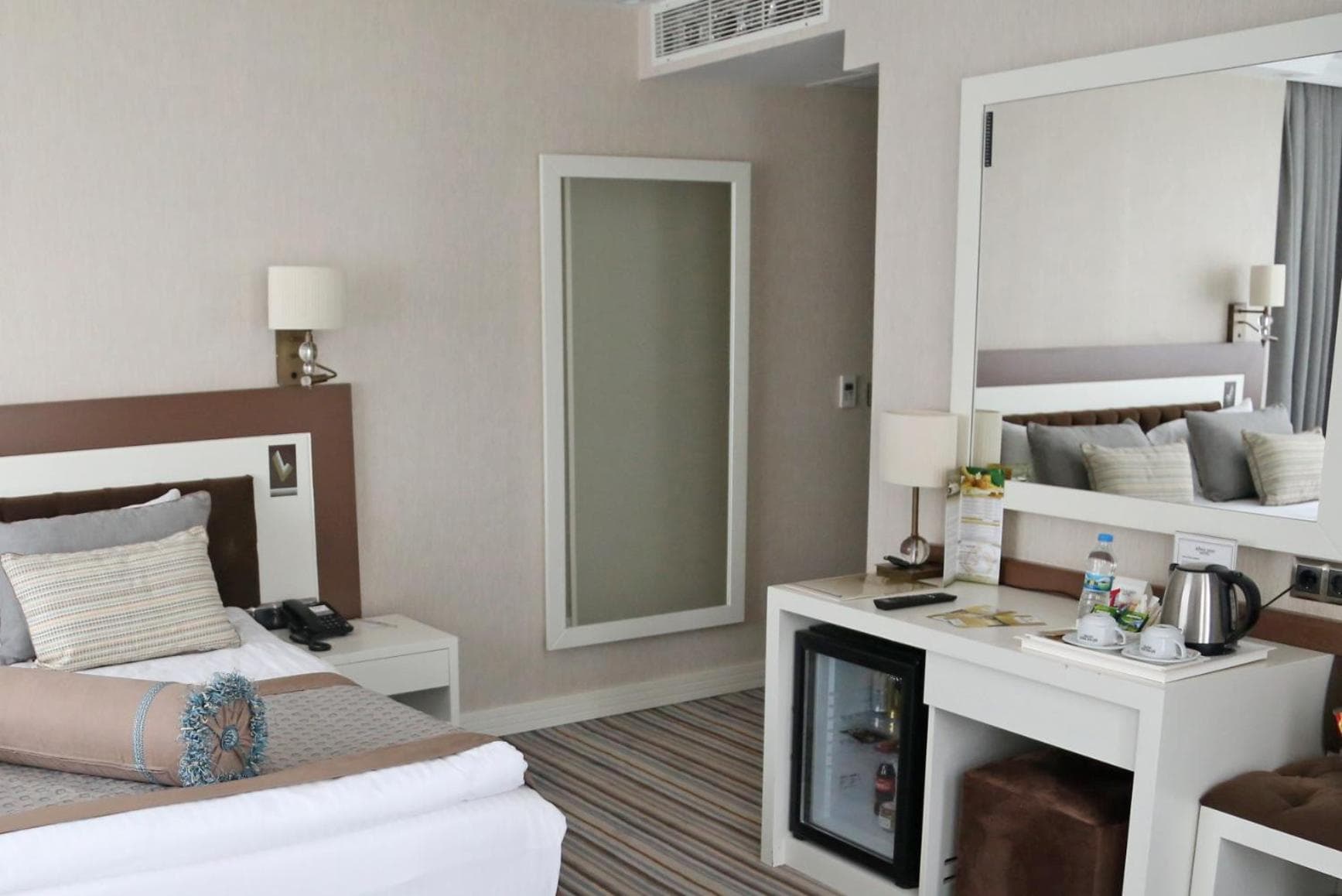 Seven Deep Otel - Image 3
